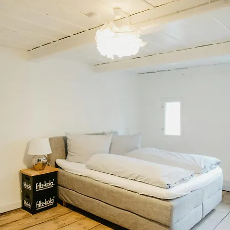 Thatched On The Eiderstedt Coast Ferienhaus *